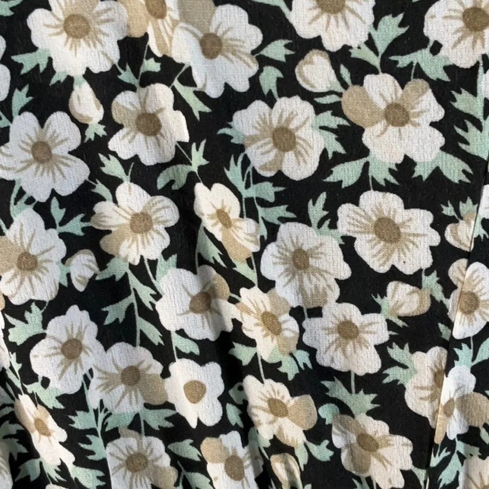Pretty Garden Floral Halter Maxi Dress Size Large